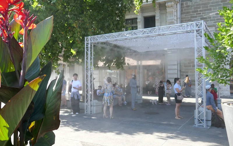 Désamiantage à Genève — Tour de Bel-Air et brumisateur
